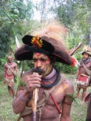Papua New Guinea – Huli tribe – Tari